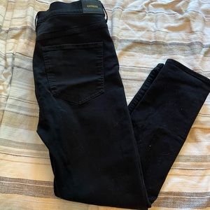 Black high rise skinny jeans from express. Very comfortable and stylish